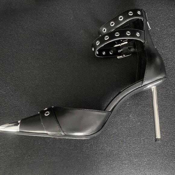 Steve Madden "Bex" Black Buckle Strap Pointed Cap Toe Stiletto Heels Size: 10M - Picture 7 of 10